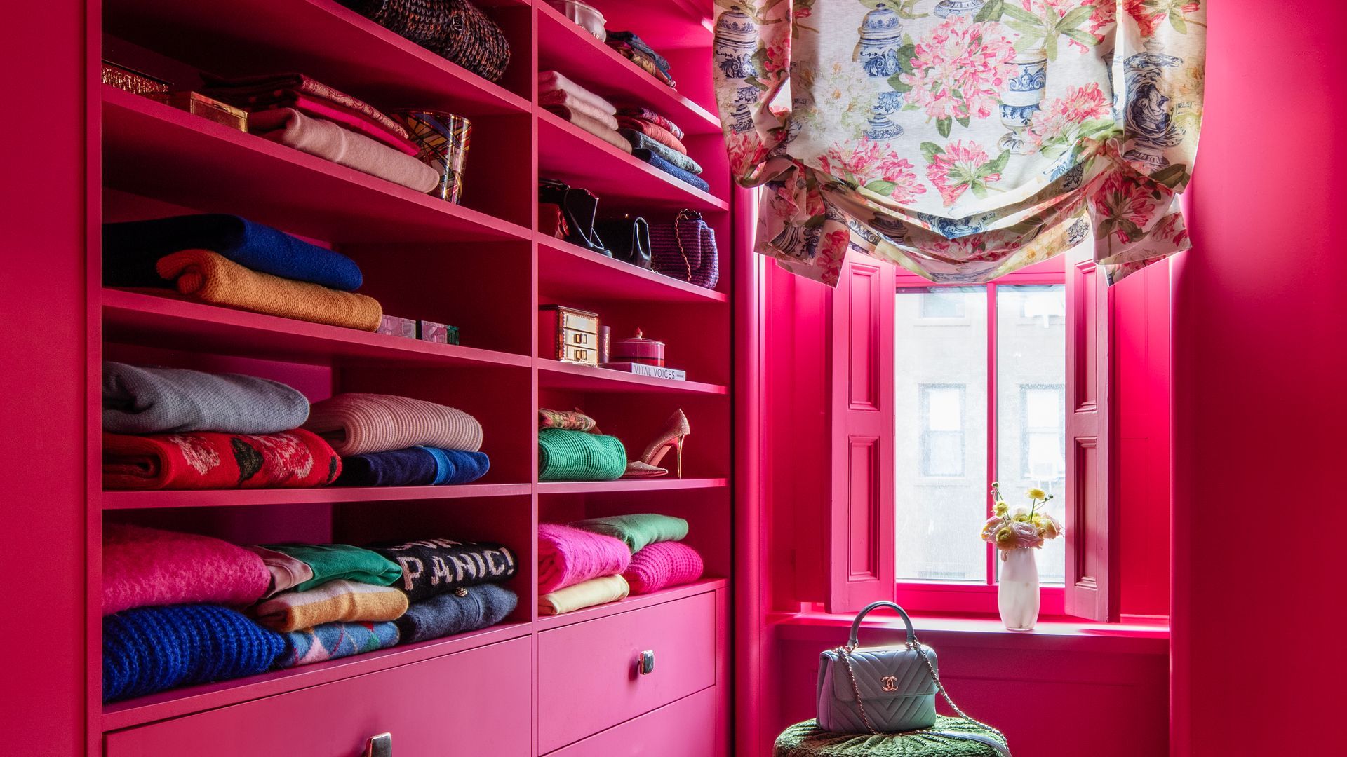Practical Wardrobe Organization Tips for Faster Dressing